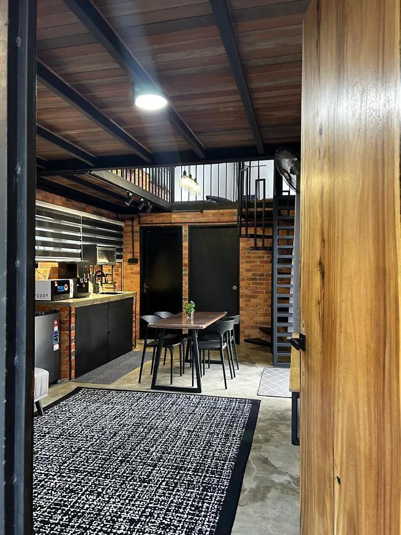 Kurie Redbrick House Villa Balik Pulau